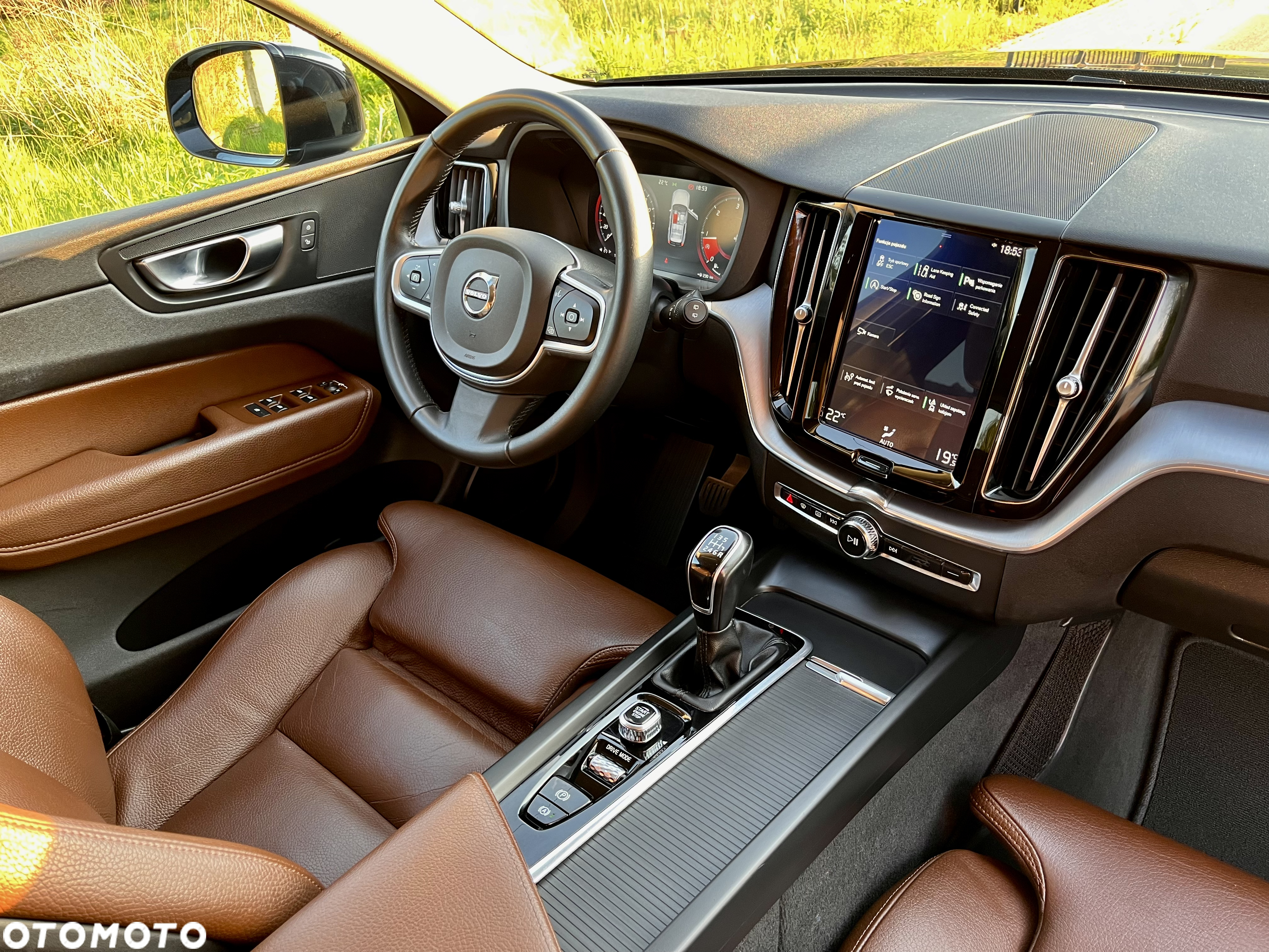 Volvo XC 60 D3 Momentum Pro - 25