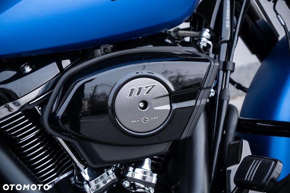 Harley-Davidson Touring Street Glide - 28