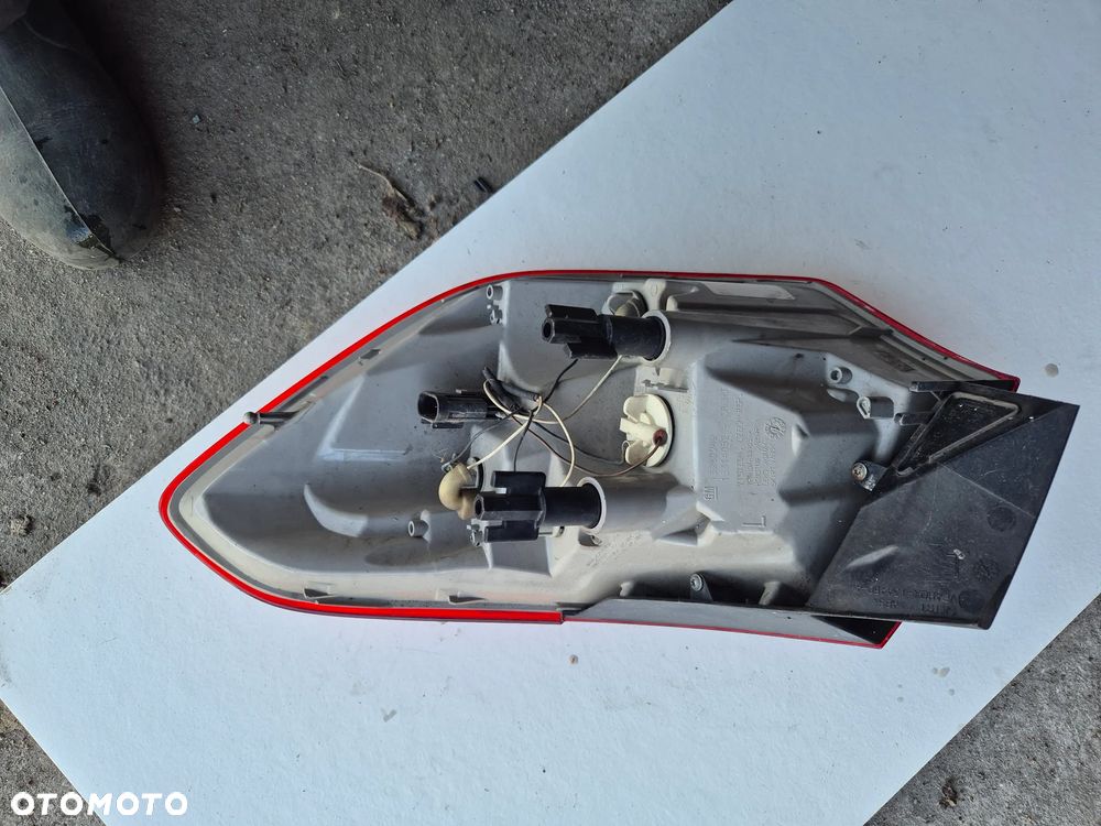 TYLNA LAMPA LEWA OPEL ASTRA J LIFT KOMBI - 4