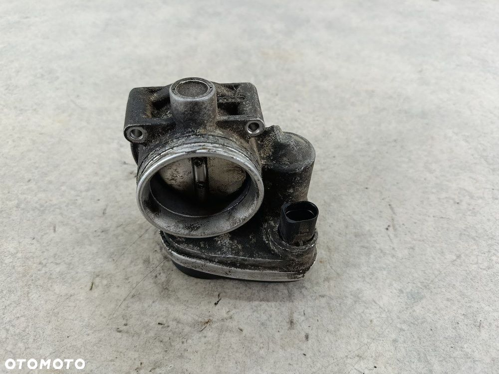 PRZEPUSTNICA BMW 3 E46 FL 13541439 2.0 16V 318i - 8