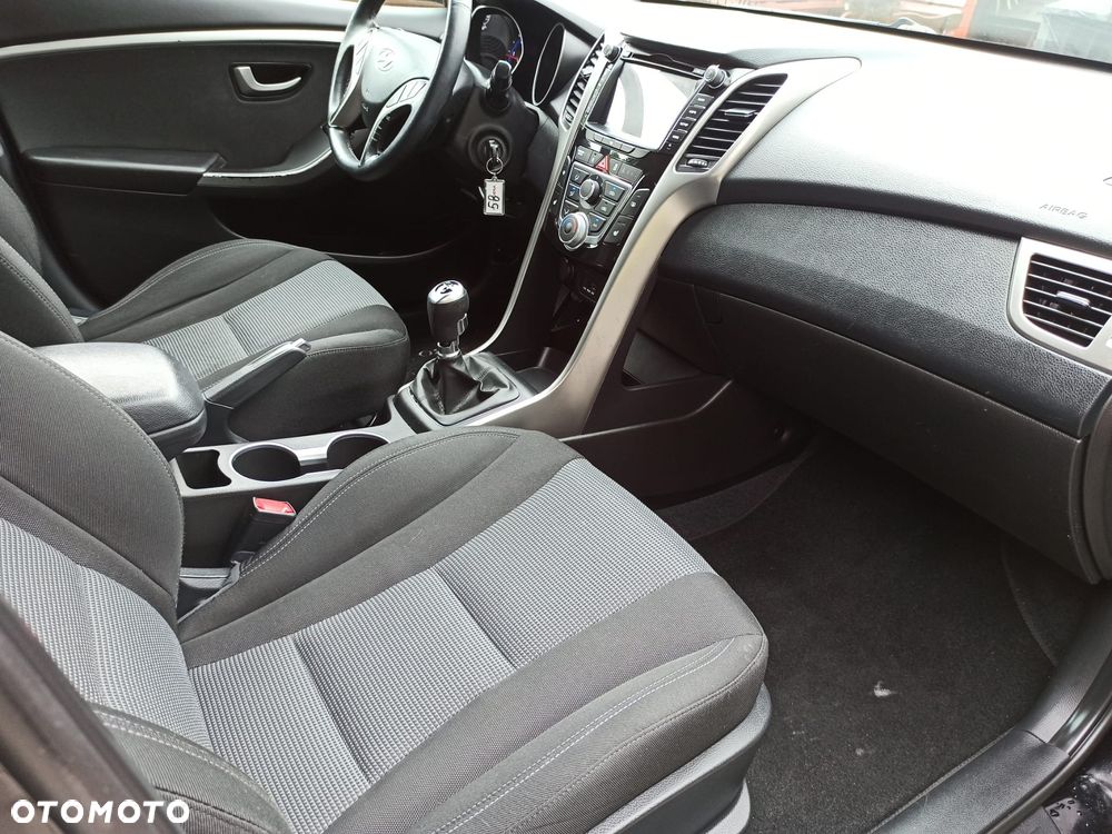 Hyundai i30 1.6 CRDi Comfort - 10