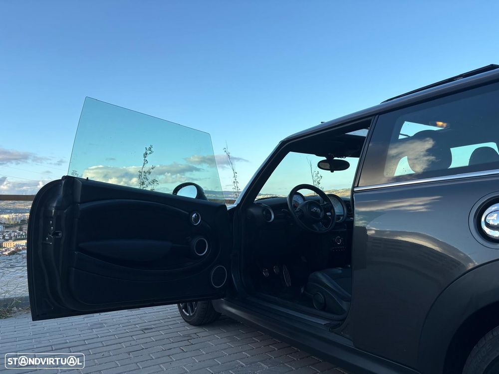 MINI 3 Portas Cooper S - 16