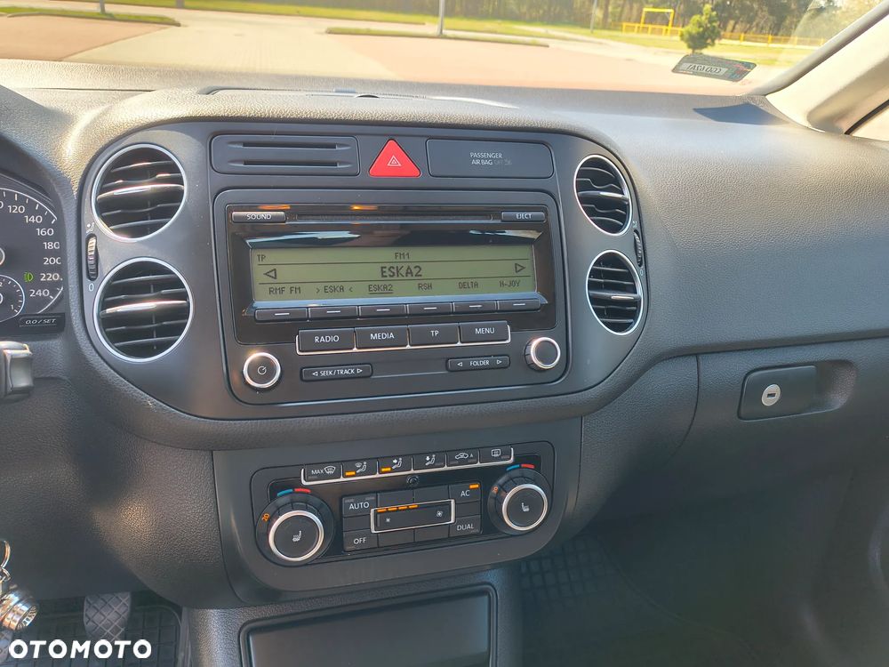 Volkswagen Golf Plus 2.0 TDI DPF Comfortline - 18