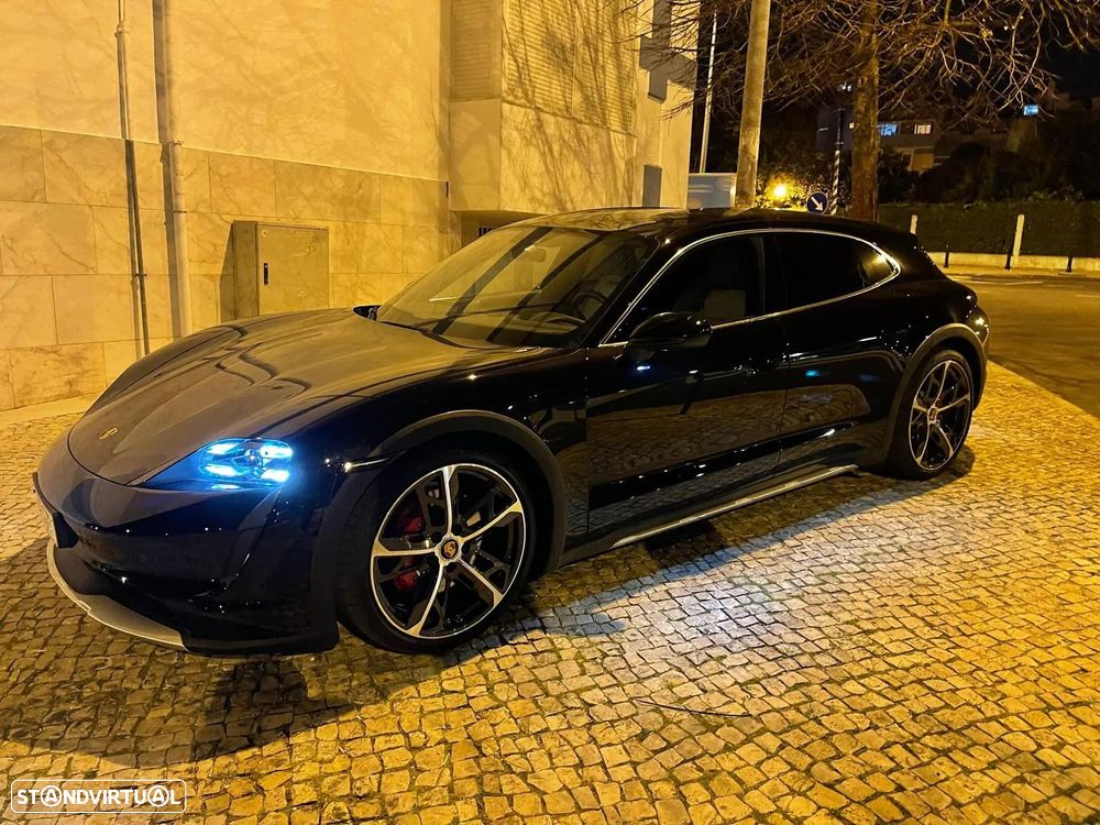 Porsche Taycan Cross Turismo ver-ct-4s - 3