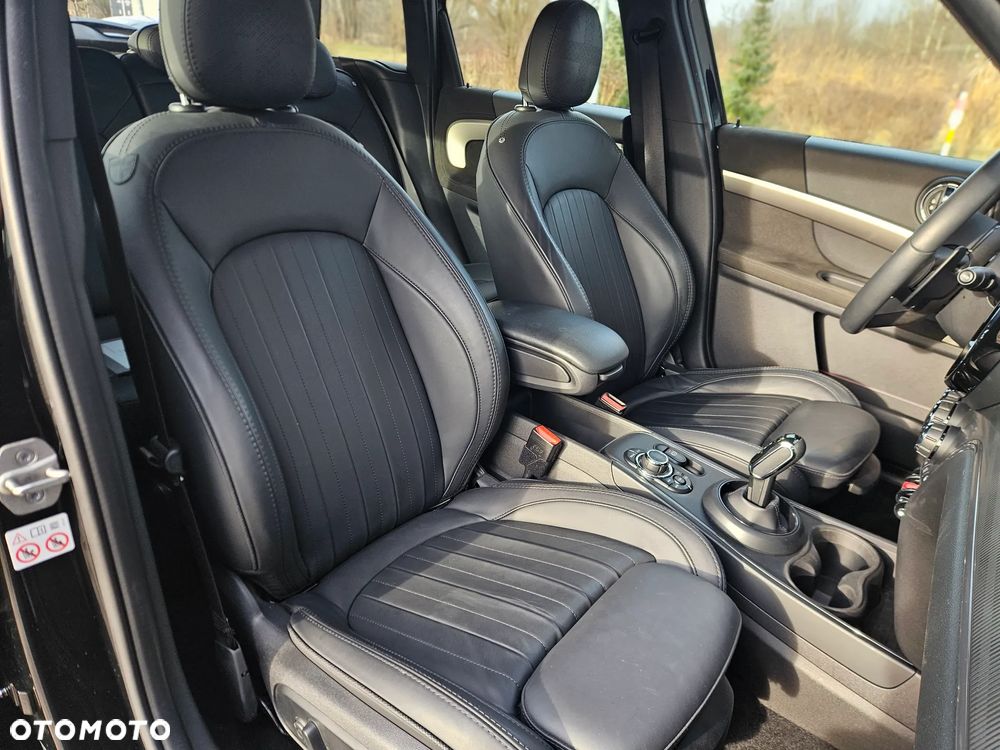 MINI John Cooper Works ALL4 sport - 32