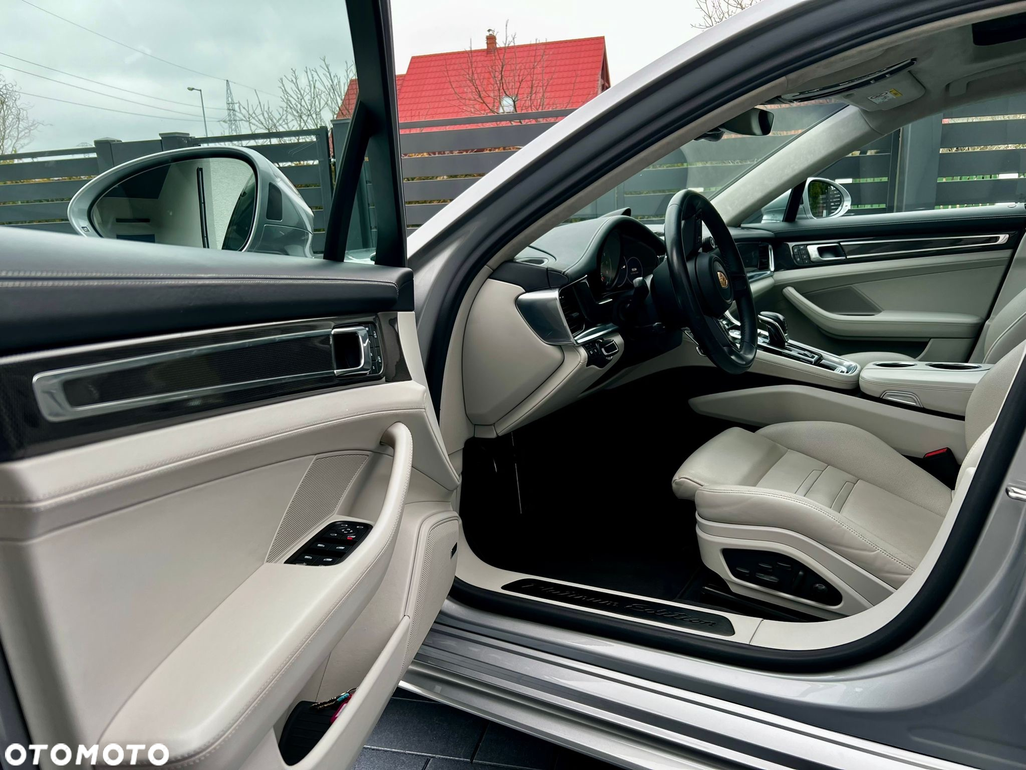 Porsche Panamera 4 E-Hybrid Platinum Edition - 21
