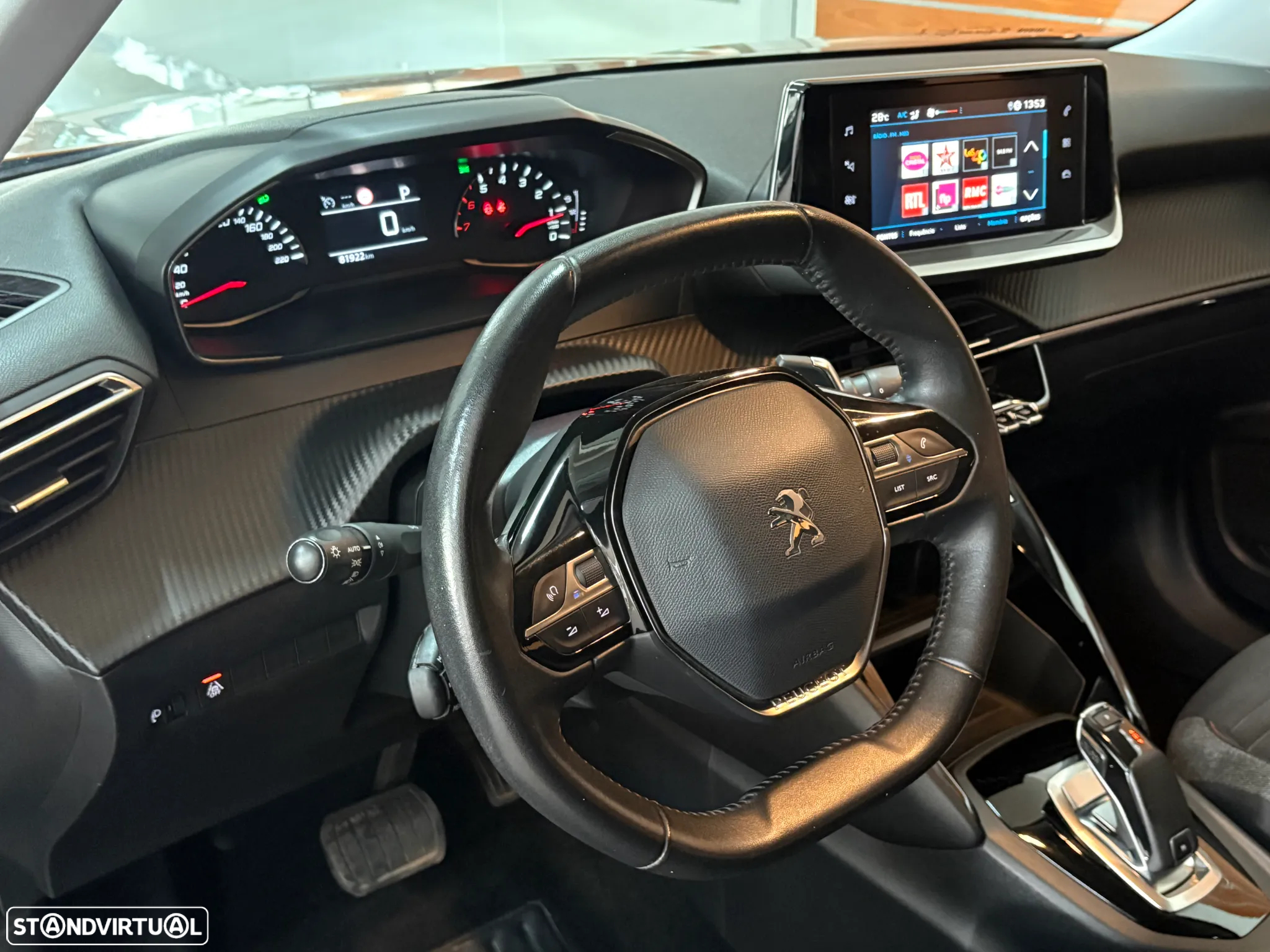 Peugeot 2008 PureTech 130 EAT8 Allure - 6