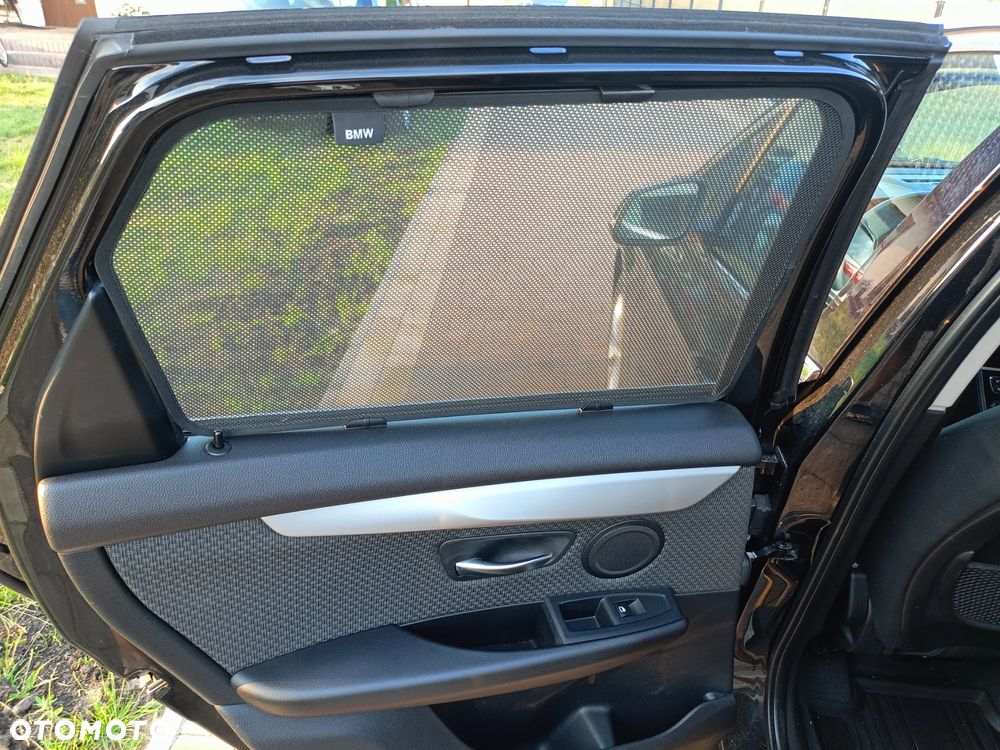 BMW Seria 2 218i - 21