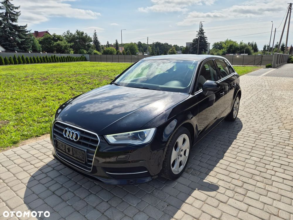 Audi A3 Sportback 1.6 TDI Attraction - 5