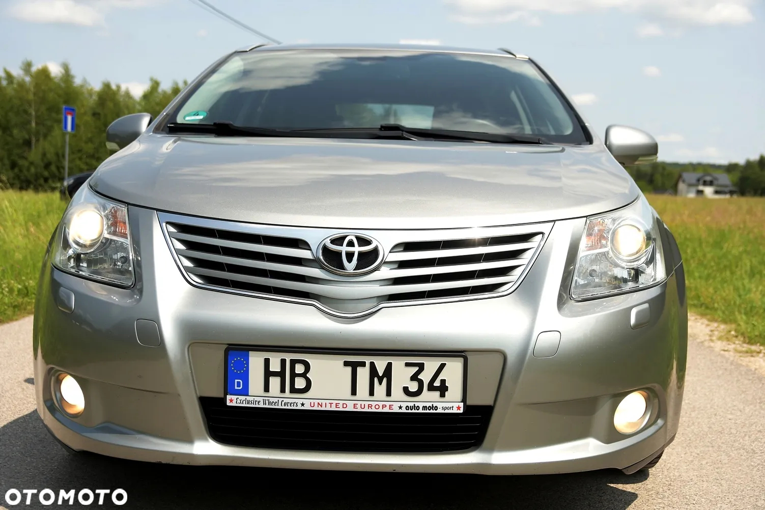 Toyota Avensis - 11