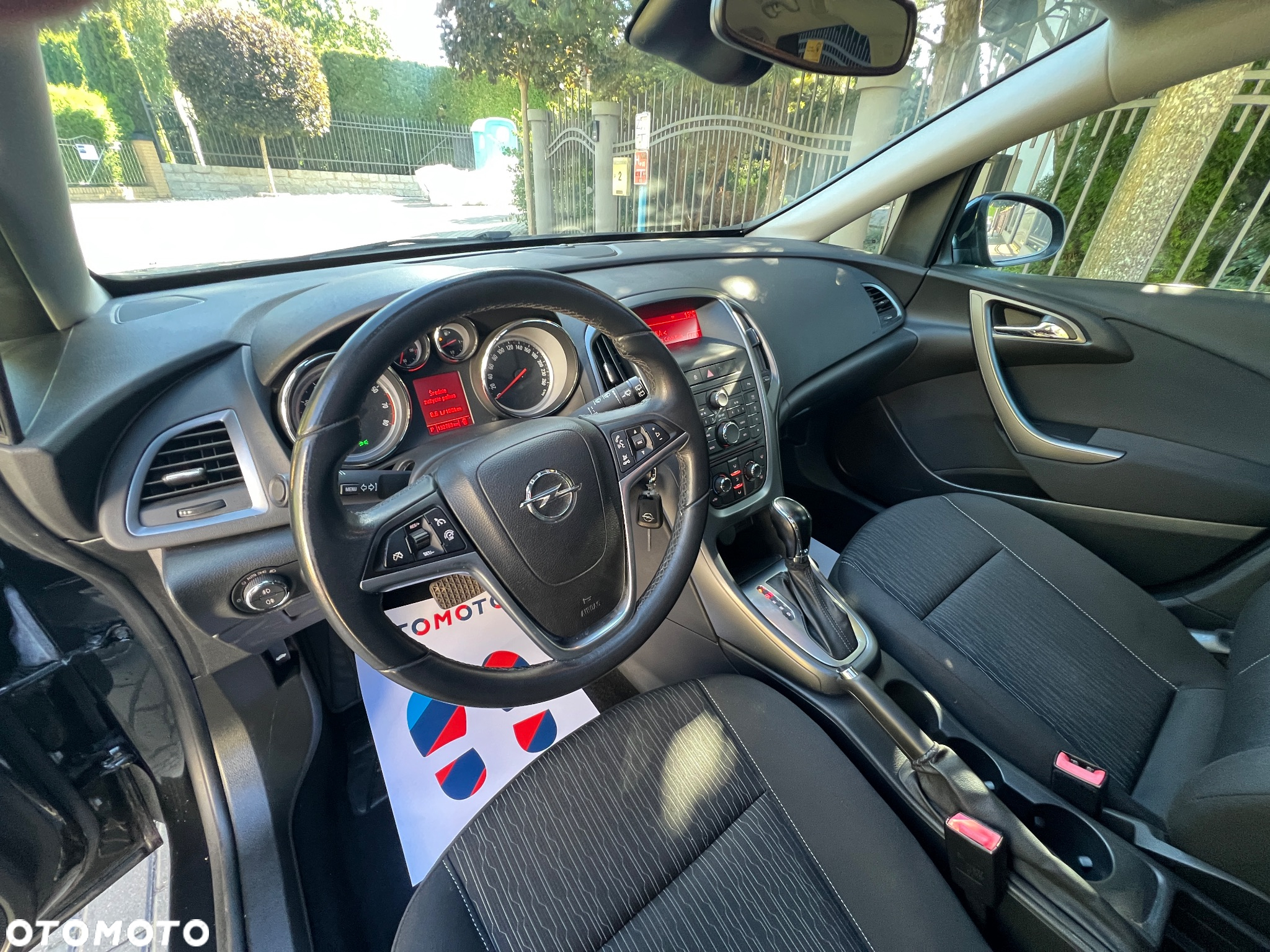 Opel Astra 1.6 Automatik Exklusiv - 14
