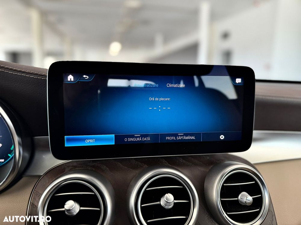 Mercedes-Benz GLC - 22