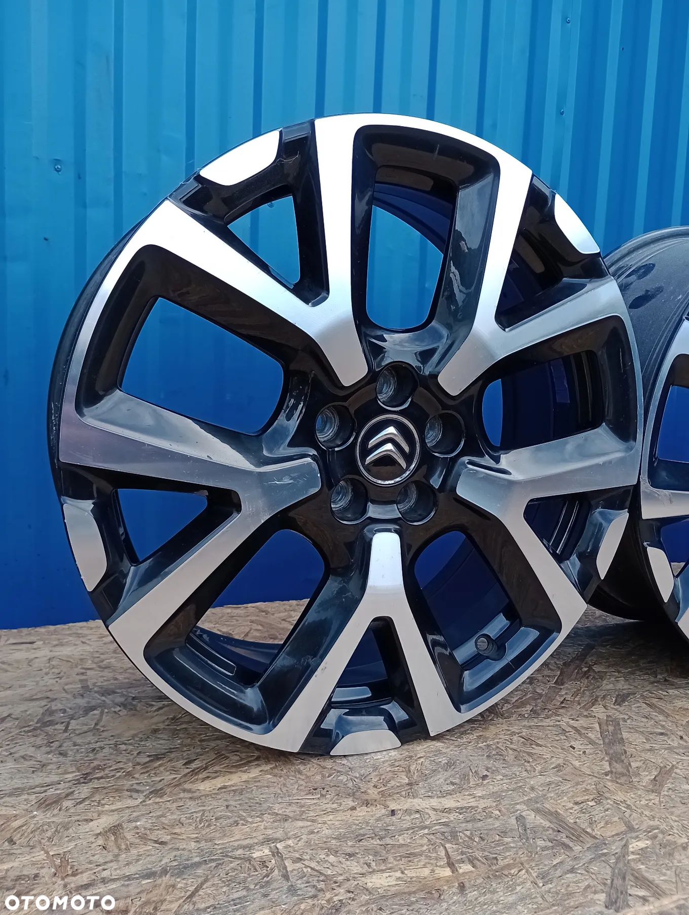 FELGI ALUMINIOWE 5x108 R19 7J ET38 CITROEN C5 AIRCROSS DS AUTOMOBILES DS4 - 1