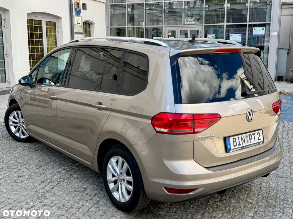Volkswagen Touran 1.2 TSI (BlueMotion Technology) SOUND - 4