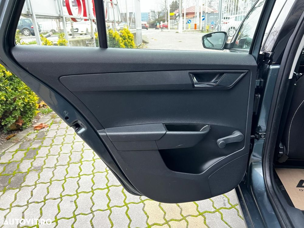 Skoda Fabia 1.0 TSI 95 CP Ambition - 34