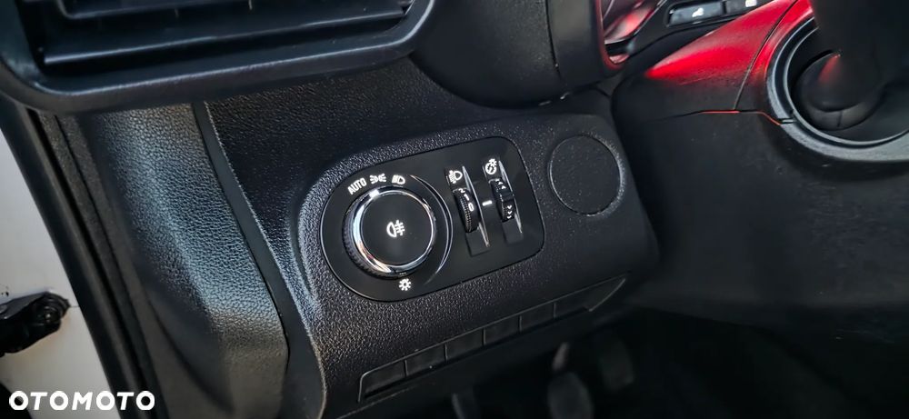 Opel Combo - 18