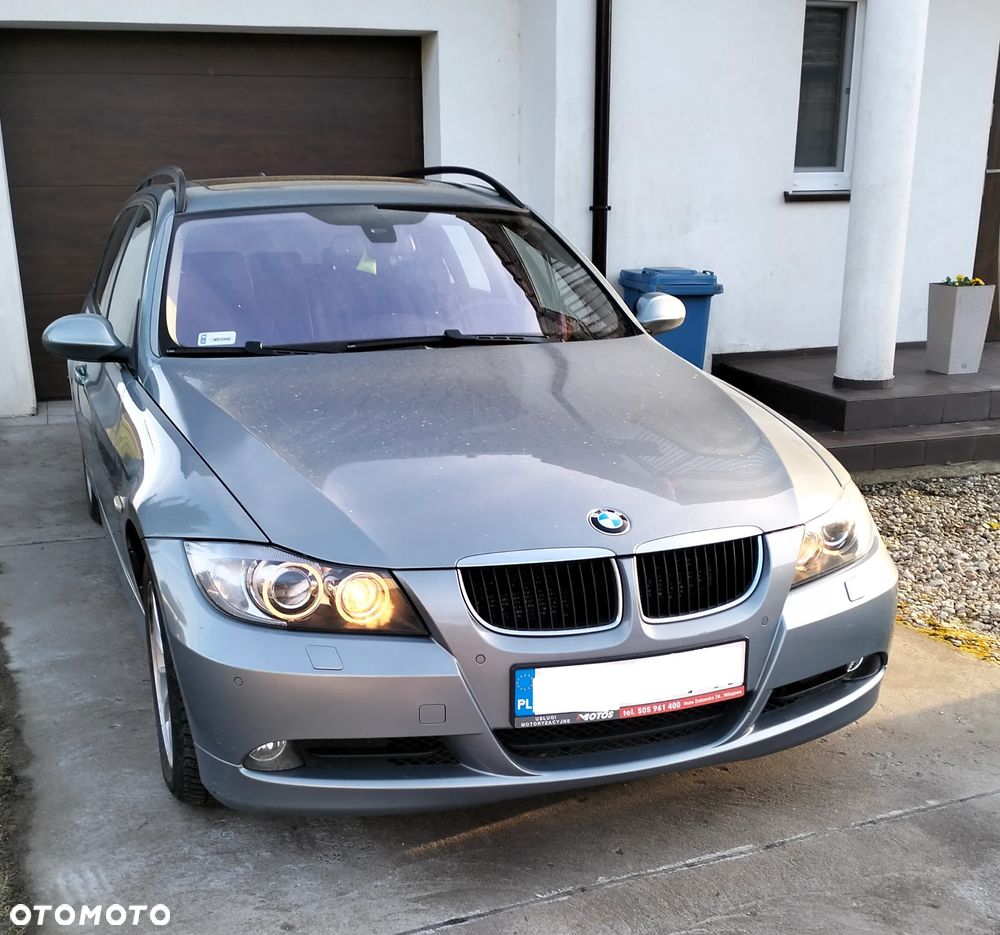 BMW Seria 3 320d - 4