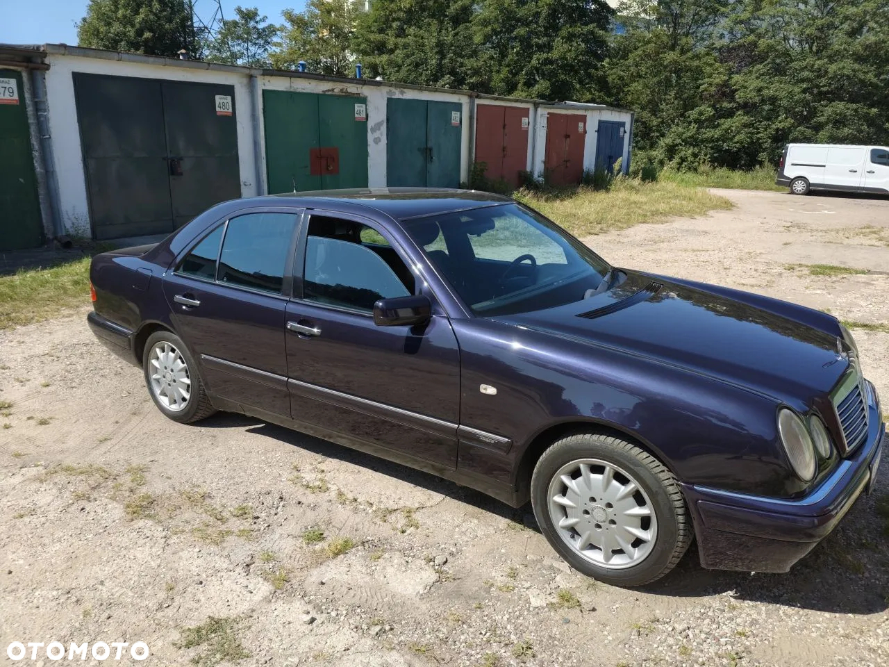 Mercedes-Benz Klasa E - 10