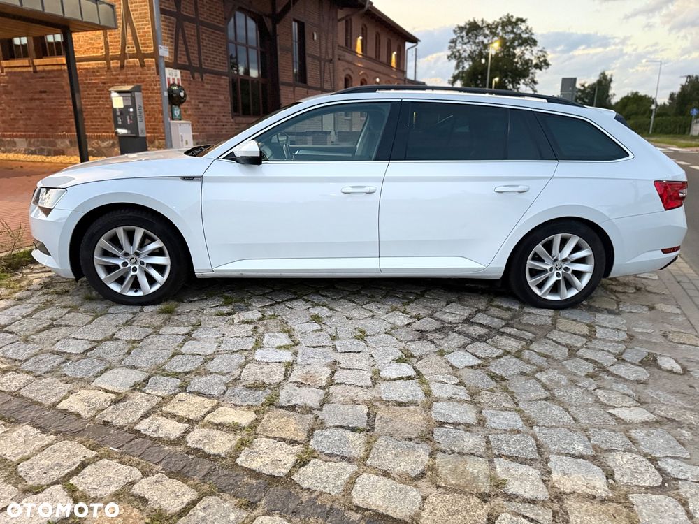 Skoda Superb 2.0 TDI Ambition DSG - 10