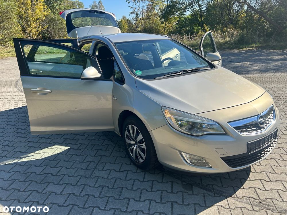 Opel Astra 1.4 EcoFLEX Edition - 22