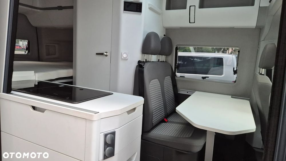 Volkswagen California - 24