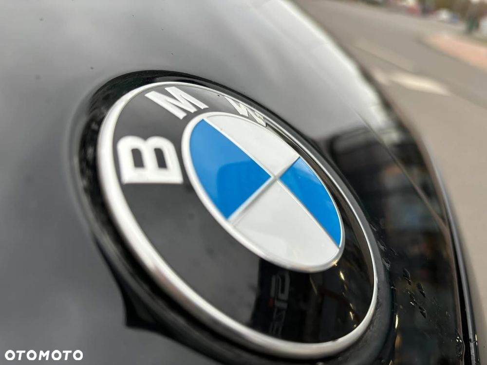 BMW X1 sDrive18i - 9