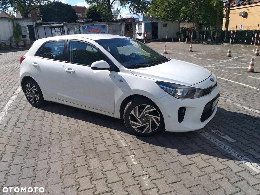 Kia Rio 1.2 M - 2