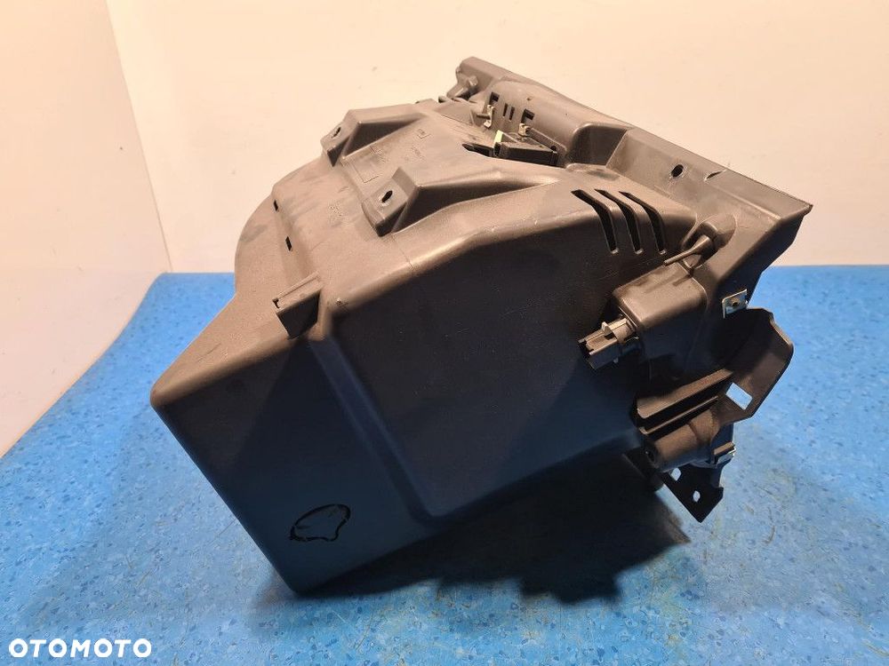 FORD S-MAX I SCHOWEK - 3