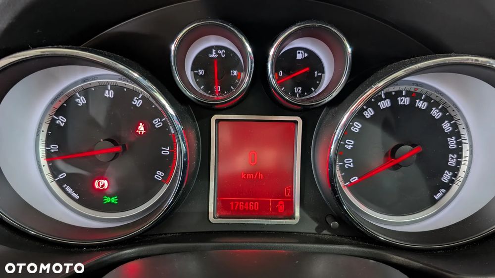 Opel Insignia 2.8 Turbo 4x4 Cosmo - 12