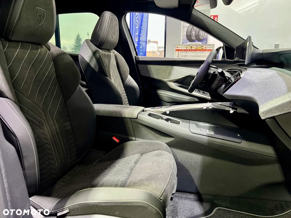 Peugeot 3008 1.2 PureTech mHEV GT E-DCS6 - 13