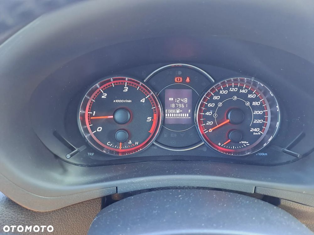 Subaru Forester 2.0D VR 000 Euro5 - 10