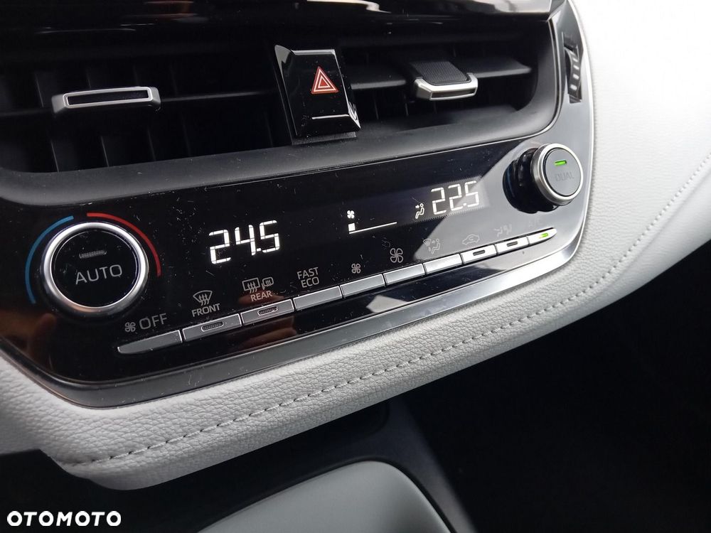 Toyota Corolla - 20