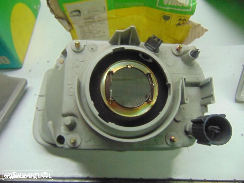 Renault Trafic a partir de 1988 farol frontal esquerdo - 6