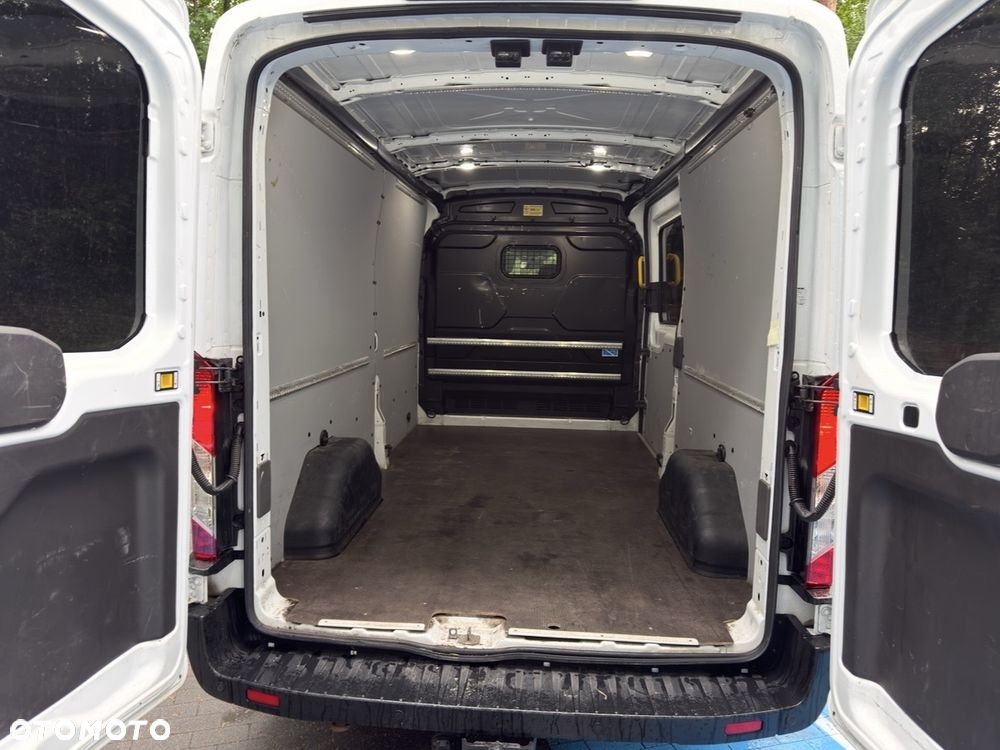 Ford Transit Kombi L3H2 Limited - 9