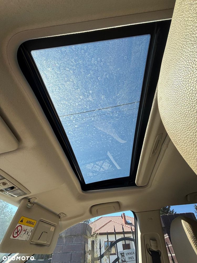 Mitsubishi Outlander 2.2 DID Instyle Navi - 17