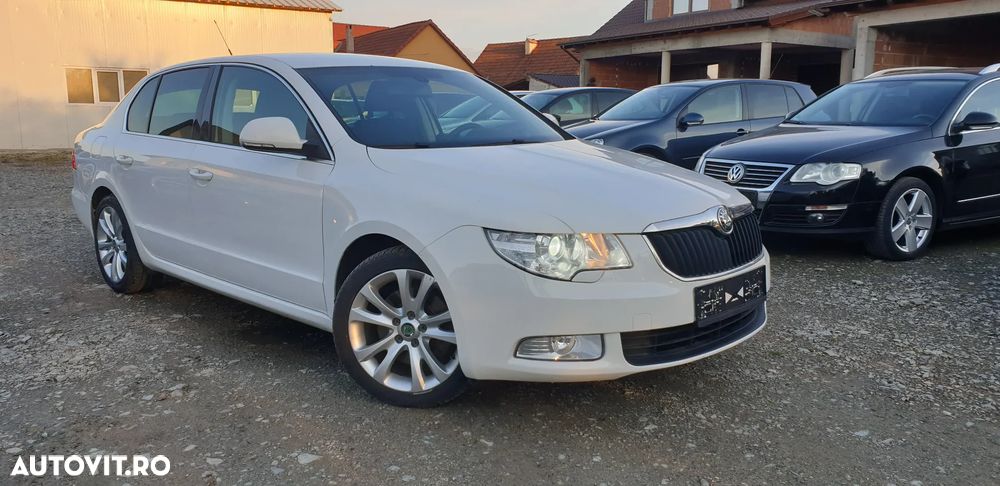 Skoda Superb 1.9 TDI GreenLine - 2