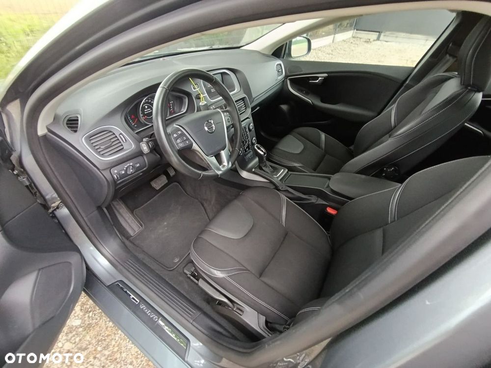 Volvo V40 - 12