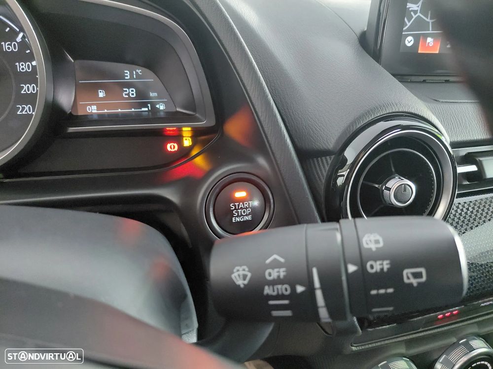Mazda 2 1.5 Sky-G Evolve Navi - 22