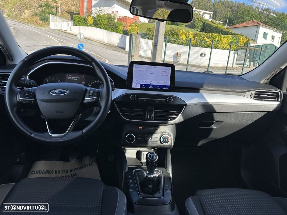 Ford Focus - 20