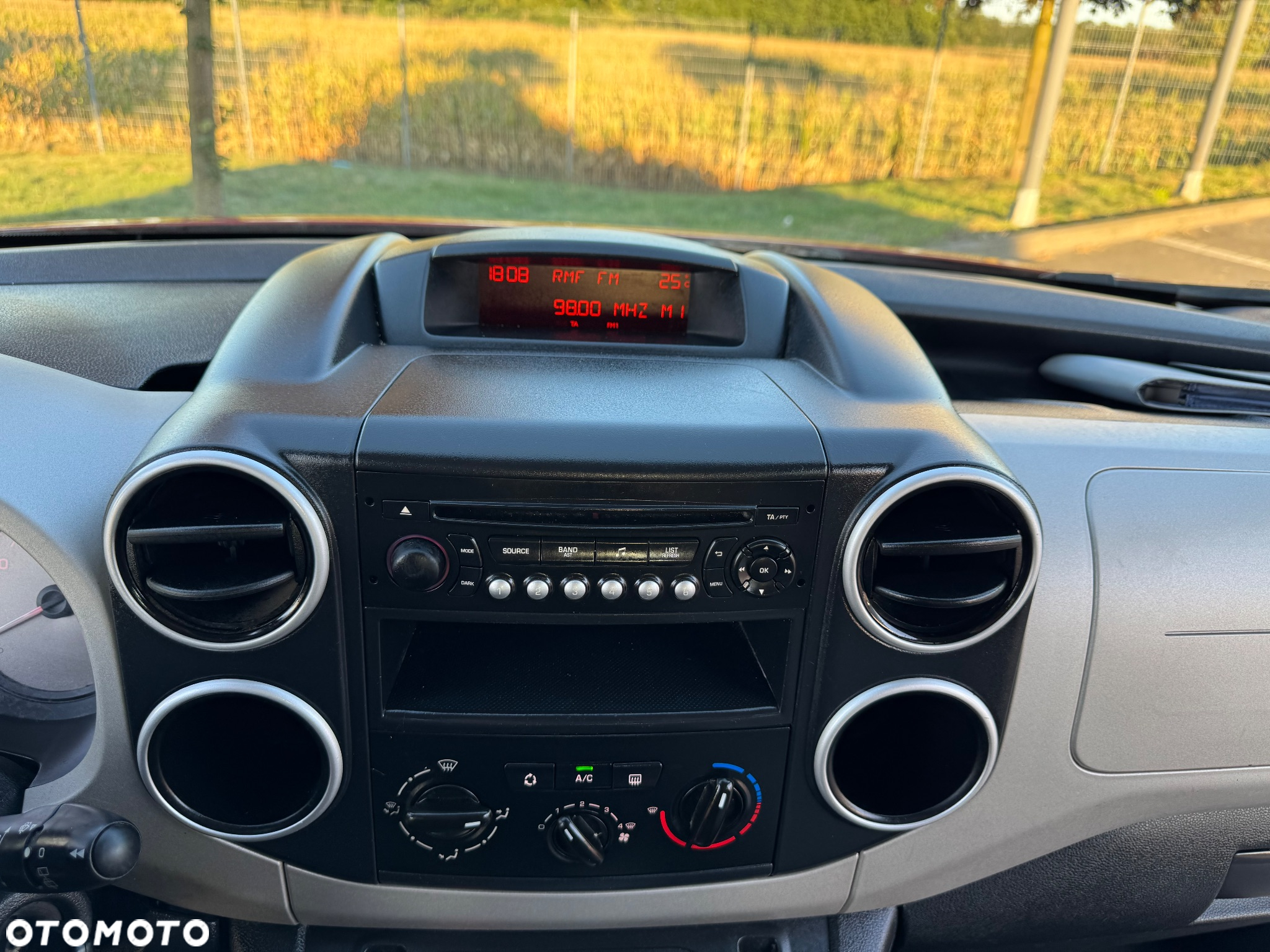 Peugeot Partner 1.6 HDi Outdoor - 20