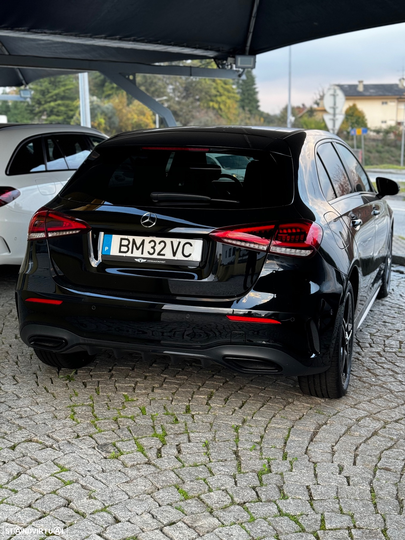 Mercedes-Benz A 250 e AMG Line - 4