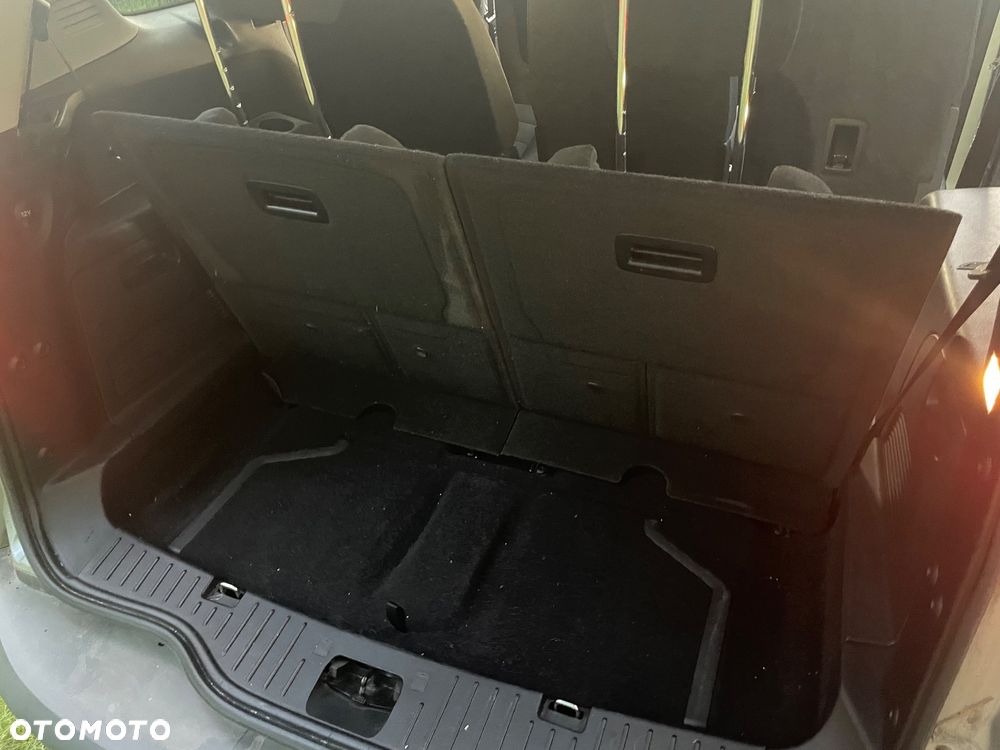 Ford S-Max 2.0 TDCi Titanium - 14