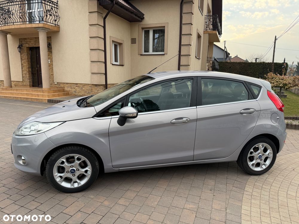 Ford Fiesta 1.25 Titanium EU5 - 21