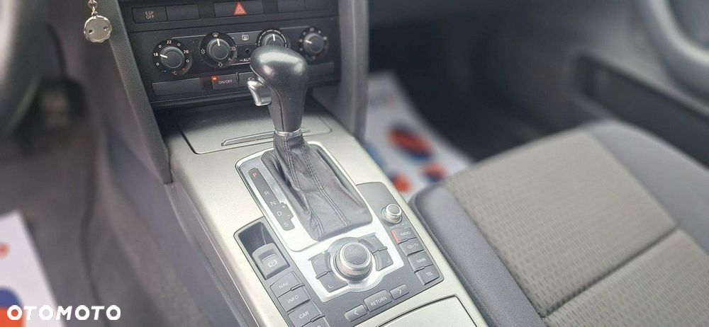Audi A6 Avant - 16