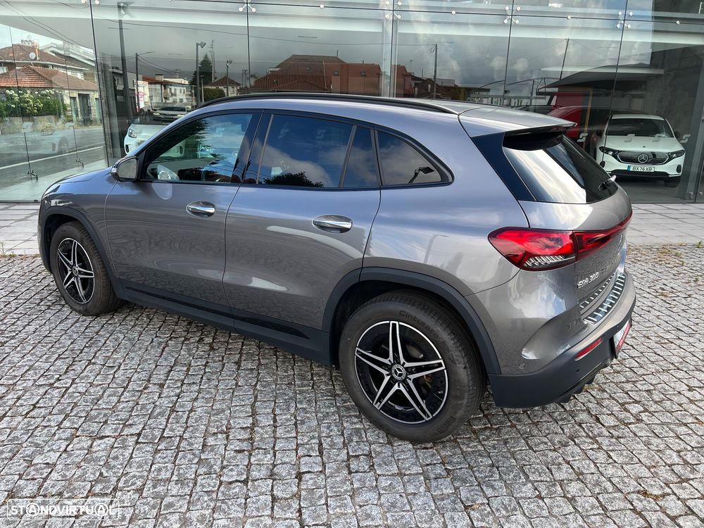 Mercedes-Benz EQA 300 4Matic AMG Line - 7