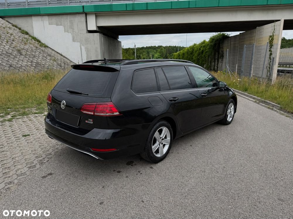 Volkswagen Golf - 4