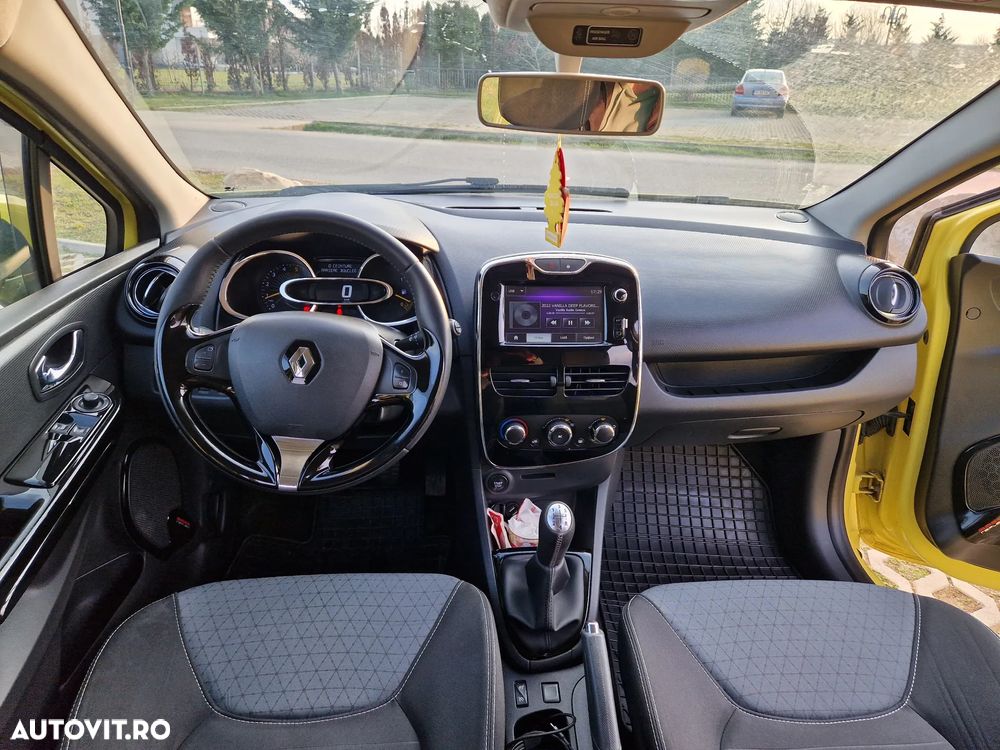 Renault Clio - 7
