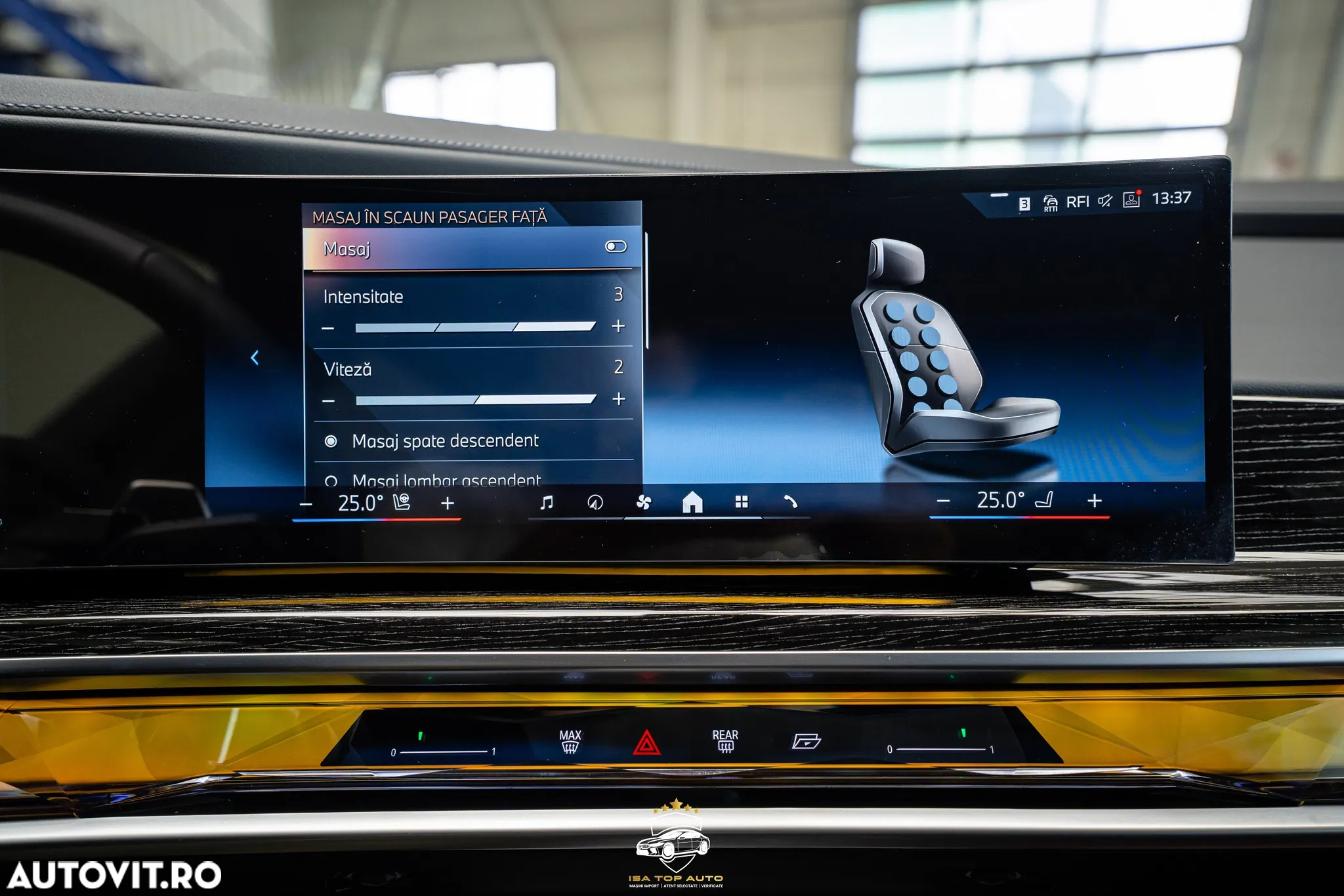 BMW Seria 7 740d xDrive MHEV - 36
