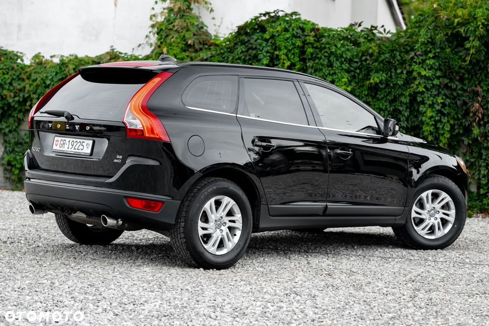 Volvo XC 60 3.2 AWD Kinetic - 16