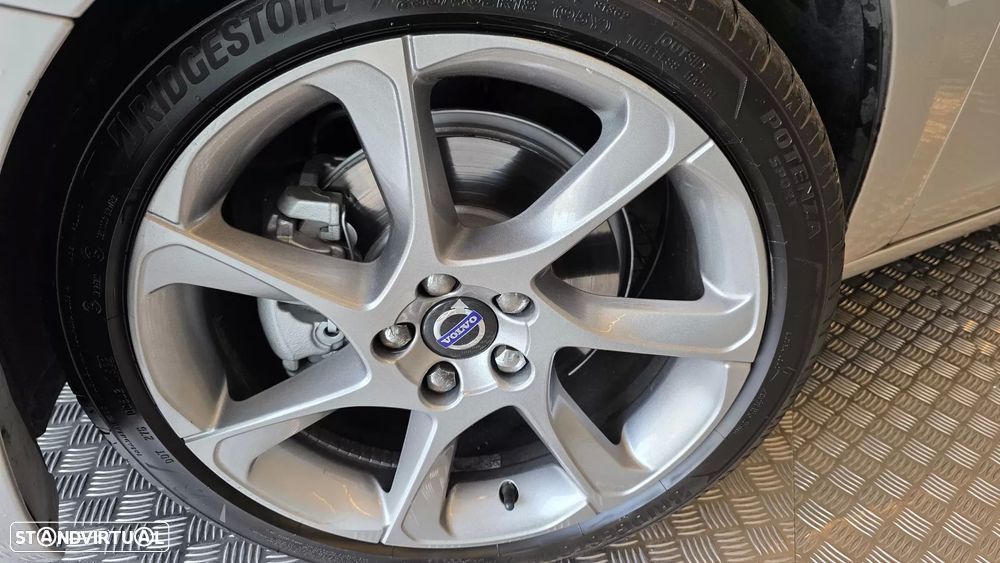 Volvo V60 2.0 D4 VOR - 37
